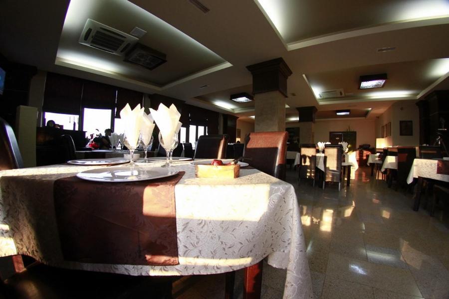 סוסאבה Hotel Imperium מראה חיצוני תמונה