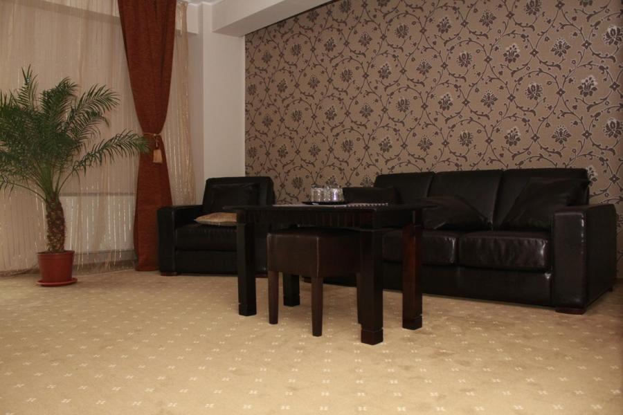 סוסאבה Hotel Imperium מראה חיצוני תמונה