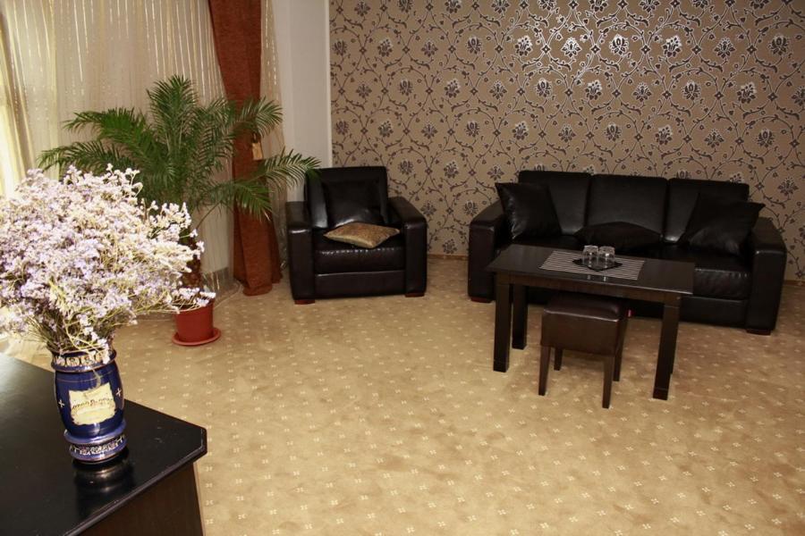 סוסאבה Hotel Imperium מראה חיצוני תמונה
