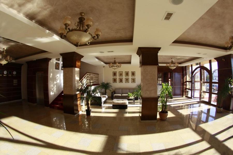 סוסאבה Hotel Imperium מראה חיצוני תמונה